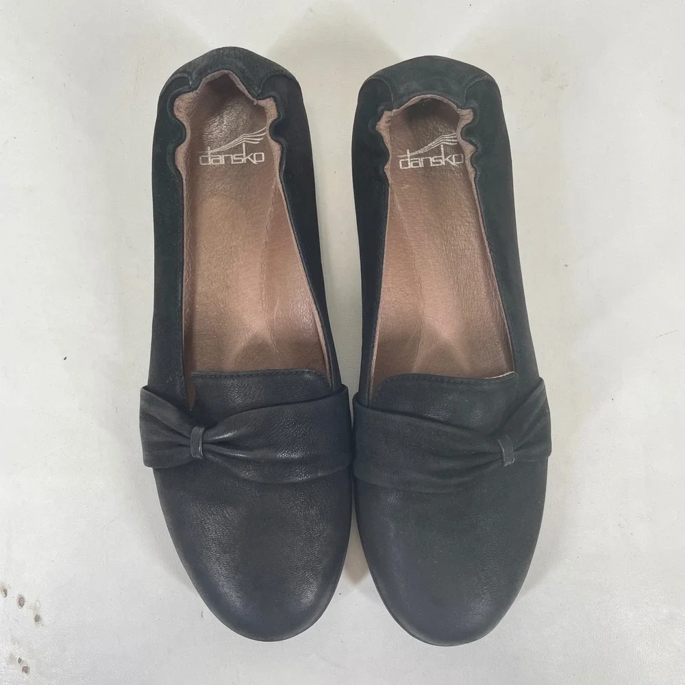 Dansko Black Leather Bow Loafer Flats Elastic Heel Round Toe Size 39